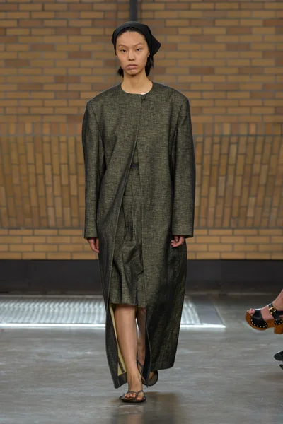 Look 36